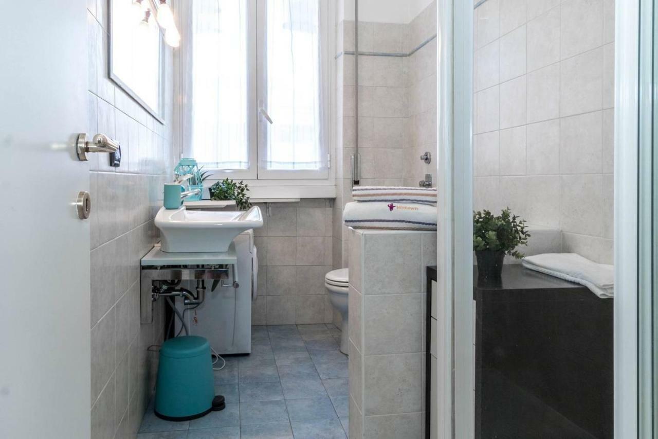 Hintown San Vincenzo Apartment Милано Екстериор снимка